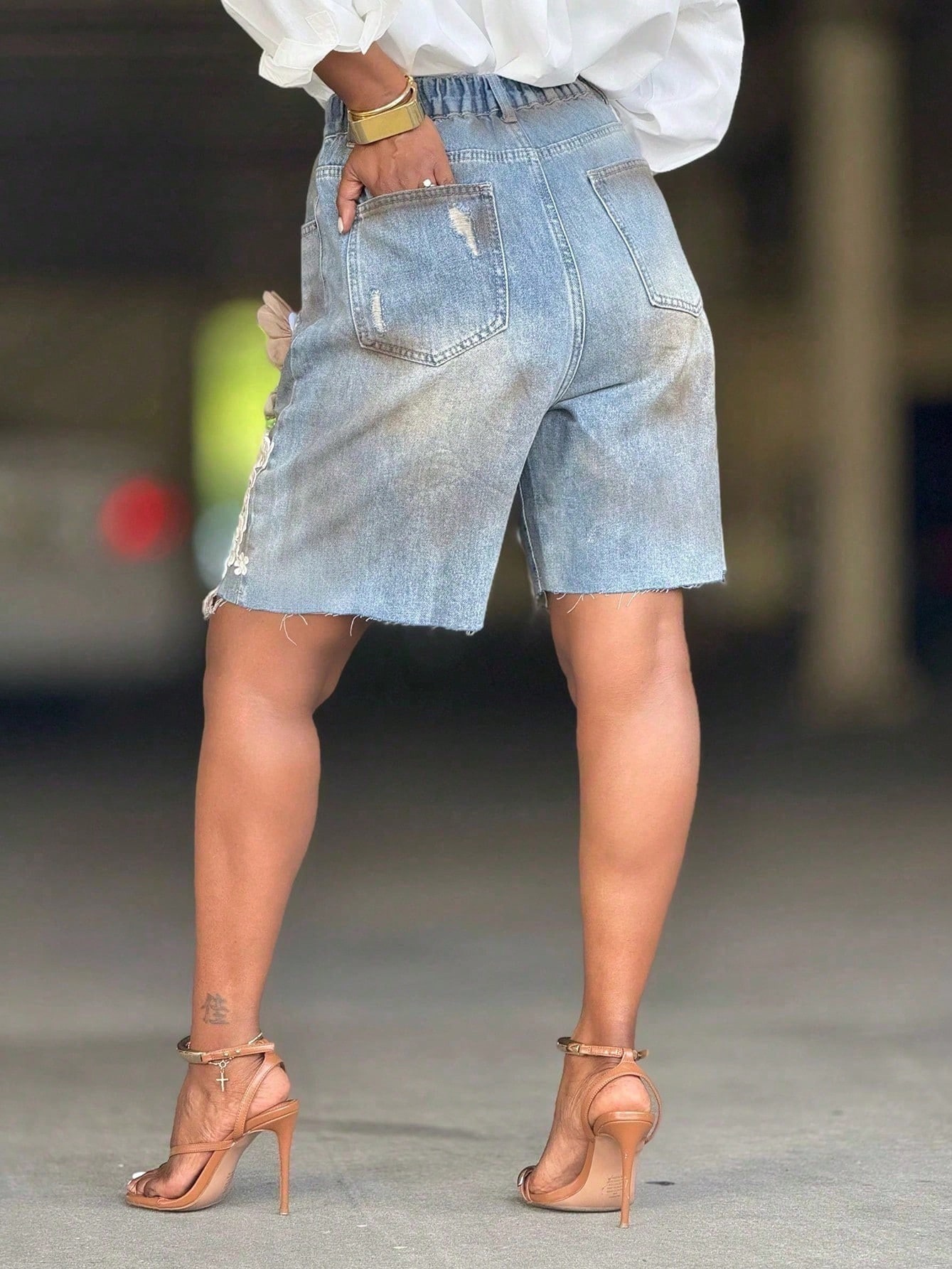 GLOURI Women 3D Floral Appliqu - Shorts Denim Frayed recensione e prezzo
