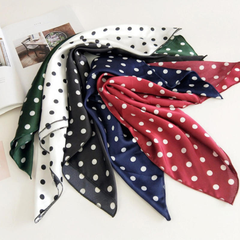 Leopard Print Polka Dot Square - Headband Summer Knit recensione e prezzo
